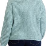 True Craft  medium sweater v-neck pullover long drop shoulder sleeves light grey Photo 9