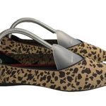 Seven7  animal print pointed toe women’s knit flats SZ 9 Photo 2