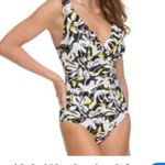 DKNY NWT Women's One Piece Ruffle V-Neck Bathing Suit S Photo 1