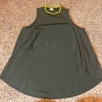 Under Armour  Tank Top Sleeveless Athletic Activewear Olive Green Yellow Trim M‎ Photo 0
