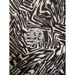 Lululemon  Track That Mid-Rise Lined Short 5" Offbeat Alpine White Black size 6 Photo 4