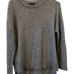 Tahari  Soft Gray Long sleeve‎  Pullover Sweater small Photo 0