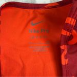 Nike Pro Women's Crop Too Photo 4