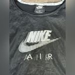 Nike  Women's Black Graphic Crop Top Photo 3