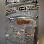 Wrangler  Light Blue Straight Leg Jeans size 4/6 Photo 3