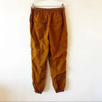 Good American Shine Boyfriend Cargo Jogger Nylon Size 1 Small Bronze Brown Fall Photo 7