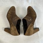 Clarks  Women 8.5 Brown Suede Ankle Boots Side Zip Block Heel Casual Dress Shoes Photo 11