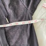 Apana NWT  Dark Gray Red Floral Print Full Zip Hooded Stretch Activewear Jacket M Photo 2