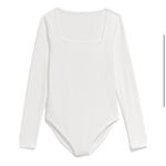 Old Navy  White Long-Sleeve Square-Neck Rib-Knit Bodysuit Size Large Photo 2
