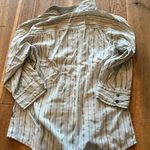 The North Face  women’s large lightweight button‎ shirt Photo 4