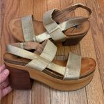 OTBT  Indio Gold and Tan Platform Sandals Photo 1
