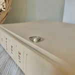 Pearl Silver Simple Costume Ring “Dubheasa” Elegant Minimal Neutral Femme Classic Jewelry Photo 7