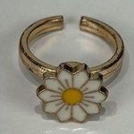 Goldtone Daisy Flower spinner fidget Ring split back Gold Photo 1