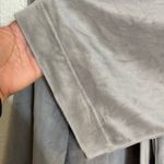 SKIMS  by Kim Kardashian Velour Fleece Wrap Short Robe SMOKE size small NWT Photo 10