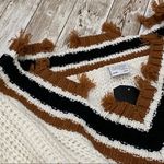 Selfie Leslie Forever 21 Distressed Chunky Sweater Photo 13