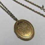 Trifari Women’s Vintage Signed Crown  Gold Tone Chain Necklace With Photo Locket Photo 6