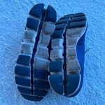 On Cloud Women's Activewear Blue/White Shoes Size 7 Blue Photo 5