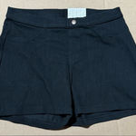 Hue Women’s  Medium Black Chino Chic Shorts NWT Photo 0