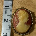 Vintage Gerry's Cameo Brooch Pin Pendant Pony Tail Lady Photo 4