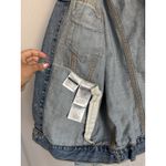 Levi's  Strauss & Co Premium Denim Jacket Trucker Blue Wash Women's Size Medium Photo 6