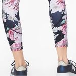 Athleta Run Free Garden Party 7/8 Tight Legging Size XS Floral Pink Black Green Photo 2