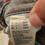 American Eagle mom jeans grey Distressed size 4 short ankle length Photo 5