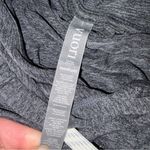 Vuori  Heather Gray Halo Essential Hoodie Cropped Pullover Women’s size Medium Photo 6