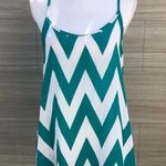 Luxe Flowy tank top Size Medium Photo 3