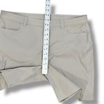 Eddie Bauer  Shorts Womens 14 Cargo Beige Tan Gorpcore Hiking Trail Logo Photo 5