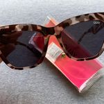 Quay Australia Quay Sunglasses Photo 0