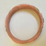 Retro Floral Carved Resin Bangle bracelet Pink and Green Photo 8