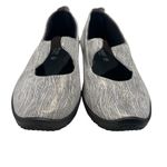 ARCOPEDICO LEINA GRAY NEUTRAL STRIPE FABRIC FLATS MARY JANES WOMENS EU 41 US 10 Silver Photo 1