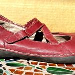 Vionic  Judith Mary Jane Shoes Leather Hook & Eye Strap Strappy Round Toe Red 9 Photo 2