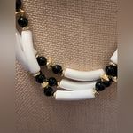 Vintage Lucite Triple Strand Black and White Beaded Necklace tubular beads 70s Photo 1