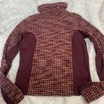 Nike NWOT pullover sweater Photo 0