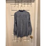 Gap Women’s Blue Linen Blend Chambray Shirt Size Large Beach Vacation Coastal Photo 5