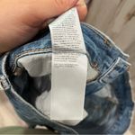 Old Navy Distressed Dad Denim Jean Shorts 5” Women’s Size 4 Photo 6