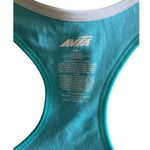 Avia NWOT- Blue and white sports bra, zip front, padded top, excellent condition, size xxl Bust measures armpit to armpit 15-17 inches Photo 6