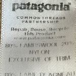 Patagonia Women's Lambswool Sweater Coat Photo 4