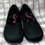 Skechers Black Slip-On Loafers for Everyday Comfort Photo 0