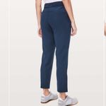 Lululemon On The Fly Pant *Woven 28"
True Navy Photo 2
