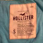 Hollister  NWOT vneck logo tee Photo 3