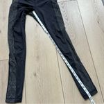 Lululemon Special Edition Speed Tight Reflective Ravish Reptile Size 6 Black Photo 7