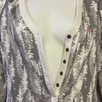 Under Armour Women’s Fitted Pullover W/ Long Sleeve Snap V-Neck & Sleeves- Med Photo 7