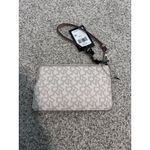 DKNY  Wristlet Pouch Logo Print Zip Around Card Case Wallet‎ Clutch Beige Photo 1