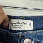 Abercrombie & Fitch The Vintage High Rise Flare Raw Hem Medium Wash 34/18 Short Photo 4