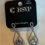 Charming Charlie  Dangle Earrings Photo 0