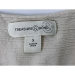 Treasure & Bond Treasure Bond Women's Cream Textured V-Neck Button Front Short Sleeve Blouse SM Photo 2