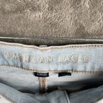 American Eagle Relaxed Denim Shorts Women’s XS Light Wash Strigid Distressed Y2K Photo 2