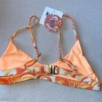 Kulani Kinis Set Photo 5